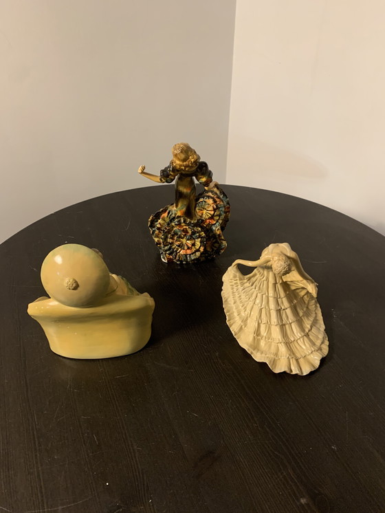 Image 1 of Wade Figurines