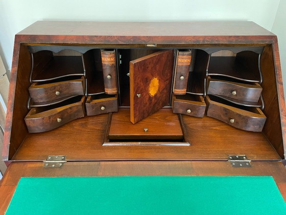 Image 1 of Secretaire.