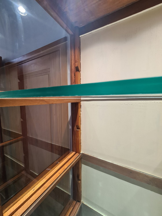 Image 1 of Vetrina angolare in TEAK/TECK con faretti LED (p = 50cm e h = 210cm)