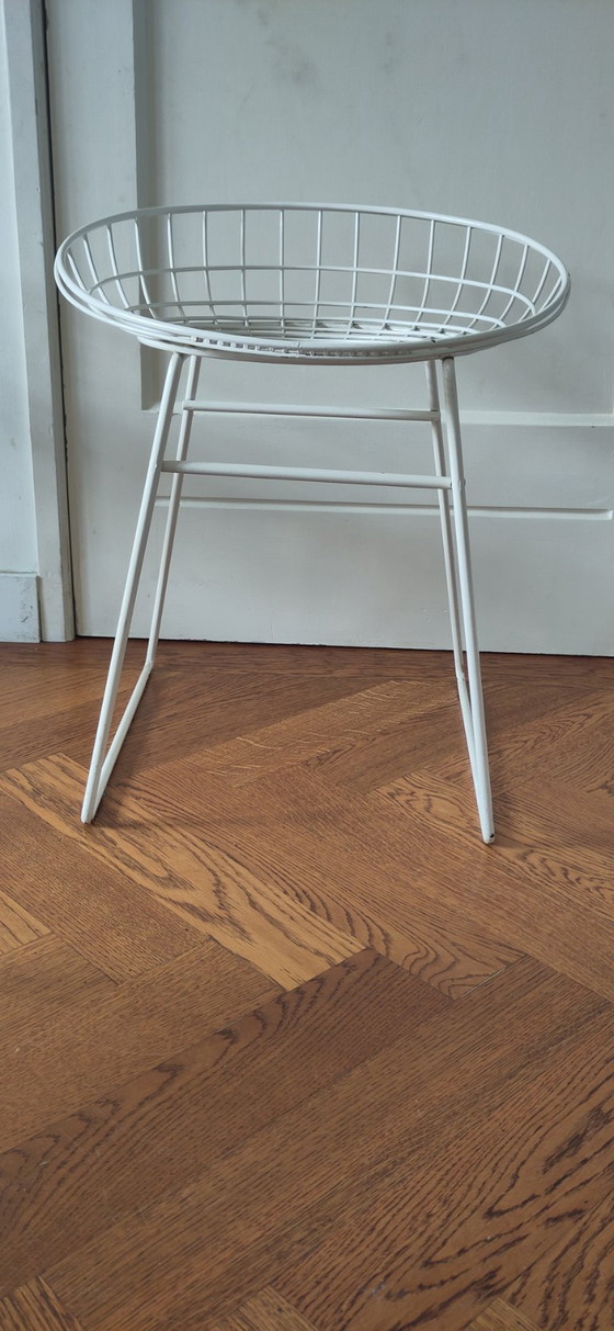 Image 1 of Pastoe wire stool white KM 05 4 pcs.
