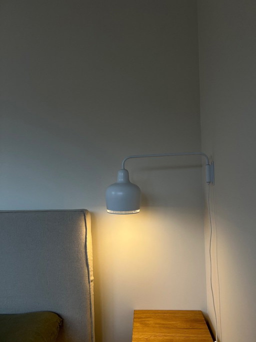 Lampada da parete Artek Aalto A330S bianca