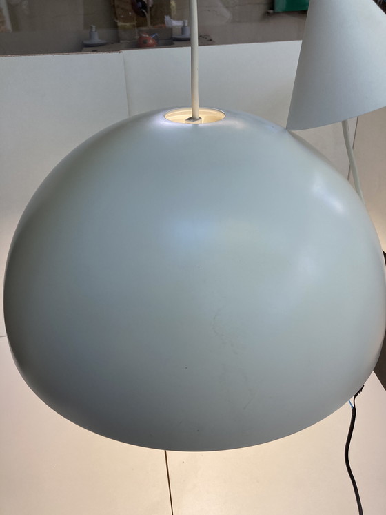 Image 1 of Grote IKEA hanglamp in wit gelakt metaal in de vorm van een vintage halve maan