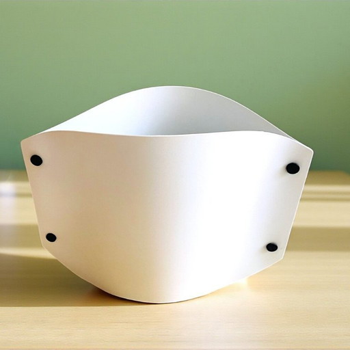 Italian modernist white acrylic table lamp Vela by Samuel Parker