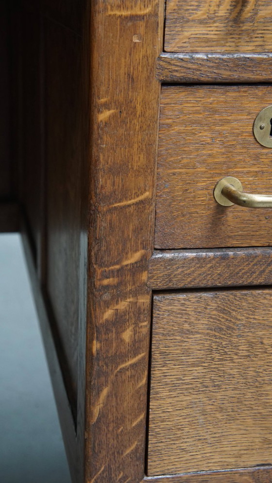 Image 1 of Antiker Art Deco Schreibtisch aus dem frühen 20. Jahrhundert aus Eichenholz im Stil der Amsterdamer Schule