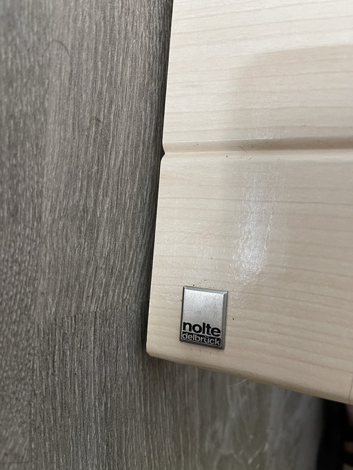 Nolte bed 180 x 200 cm licht esssn