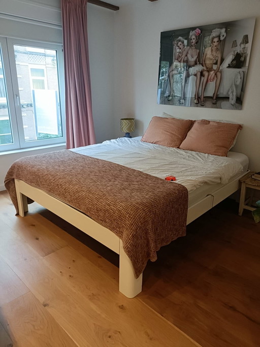 Cama Auping