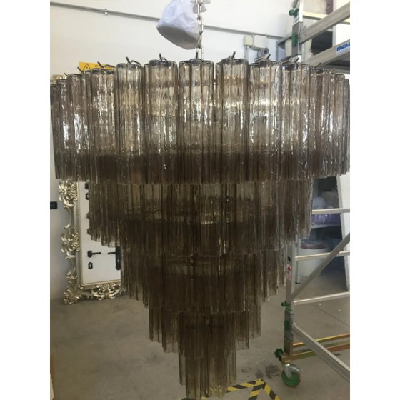 Image 1 of https://www.chairish.com/product/6728794/contemporary-murano-glass-sputnik-chandelier-multicolors-mazzega-style