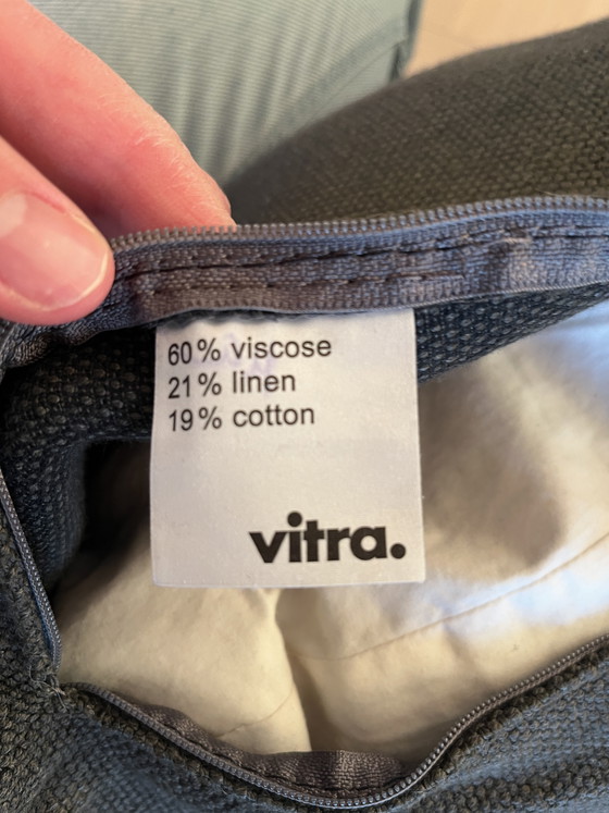 Image 1 of Coussins et housses de coussins Vitra Suita