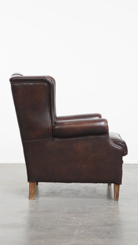 Image 1 of Oofauteuil in Engelse stijl gemaakt van rundleer