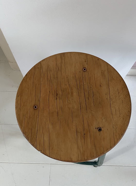 Image 1 of Vintage industrial stool or school stool, probably Ahrend de Cirkel