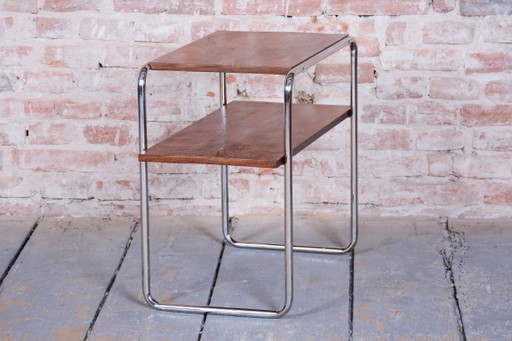 Table d'appoint Bauhaus restaurée, noyer, acier chromé, polonaise, tchèque, années 1930 – bijzettafels, Metal (photo 2 of 8)