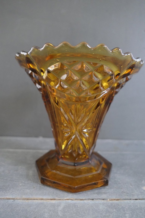 Image 1 of Jarrón Art Déco de Rudolf Schrötter, con flor de piqué