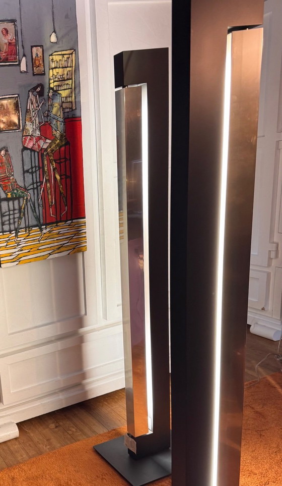 Image 1 of SET van 2 Nemo Ara design vloerlampen Cassina – Italiaans minimalistisch met dimbare uplighter