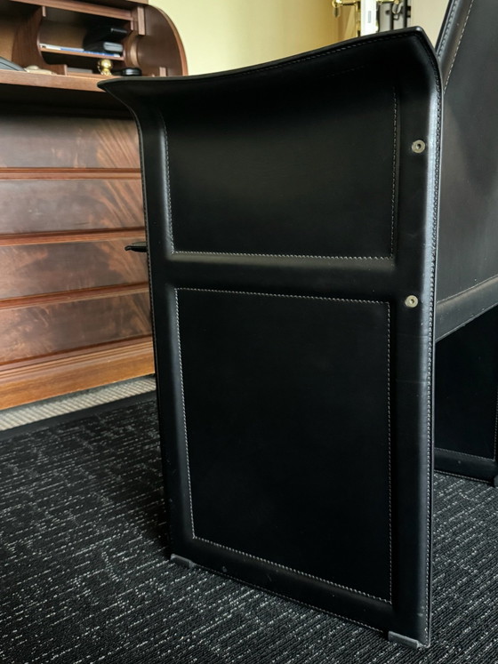 Original Matteo Grassi „Korium KM1“ Saddle Leather Chair by Tito Agnoli, Postmodern, Side chairs, Black (photo 3 of 5)