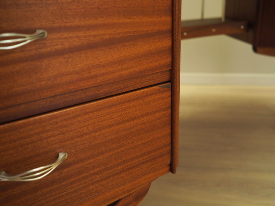 Image 1 of Escritorio de caoba, diseño noruego, años 60, producción: Sola Møbler