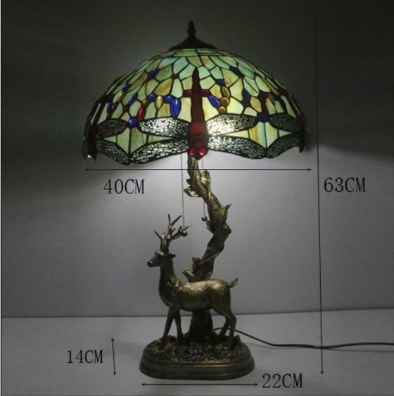 Image 1 of Wunderschöne Tischlampe im Tiffany-Stil, 63 x 40