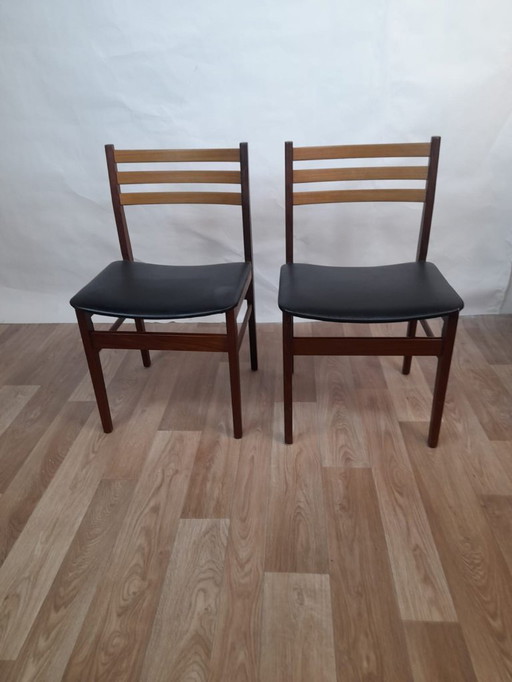 Pair of Scandinavian teak and black skai chairs - Denmark 1960