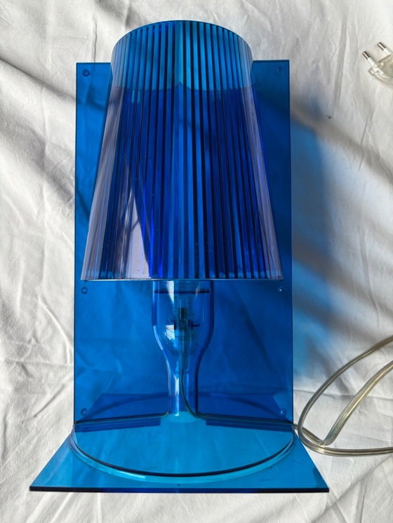 Image 1 of Lampada da tavolo Kartell, modello "Take", Ferruccio Laviani, colore blu