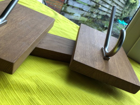 Image 1 of Appendiabiti da parete vintage in legno massello con 5 ganci - 94 cm