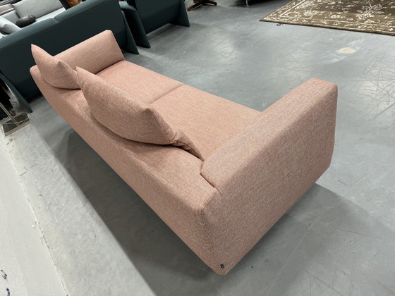 Image 1 of Zanotta Kim Sofa Rosa Tito Stoff 250