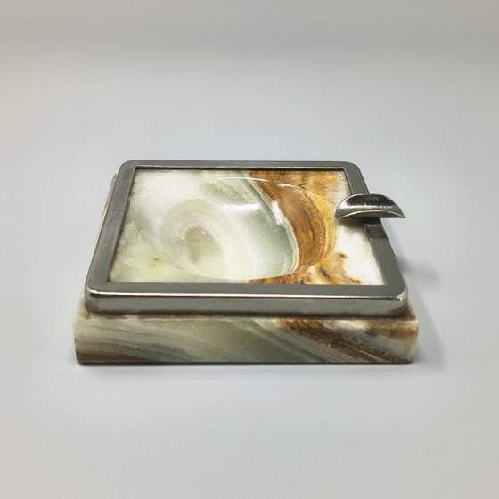 Image 1 of Juego de fumar italiano de ónix de mediados de siglo, de la década de 1960, con encendedor de mesa y cenicero.