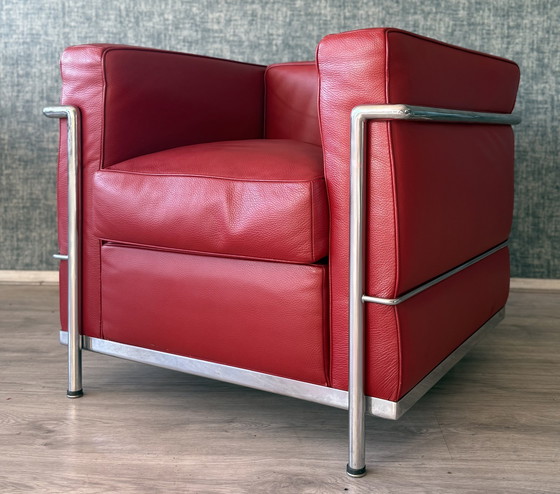 Image 1 of 6 vintage LC2 Le Corbusier stoelen in rood leer, Italië, jaren 80