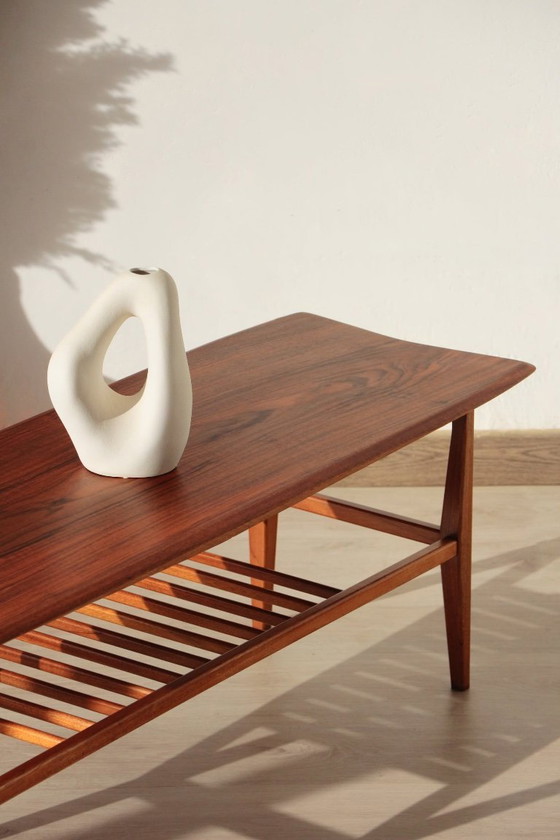 Image 1 of Vintage Everest Coffee Table in Walnut – "Surfboard" Style (1960s)