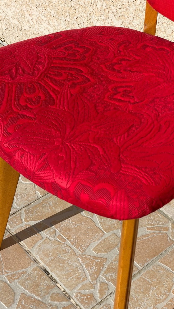 Image 1 of Graphic RED Retro Vintage Chair