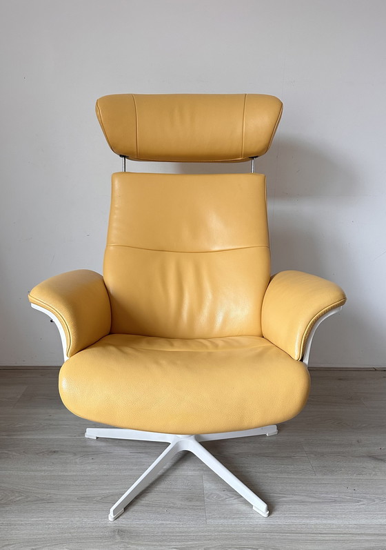 Image 1 of Conformément au design du fauteuil Time Out