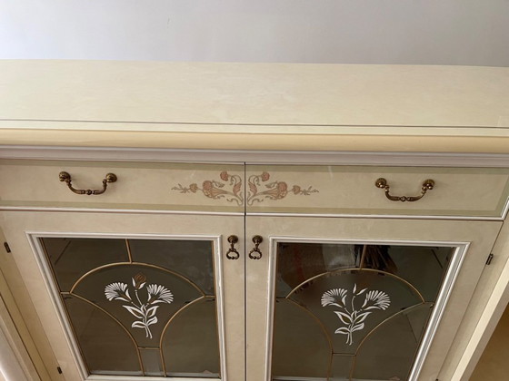 Image 1 of Buffet avec miroir assorti