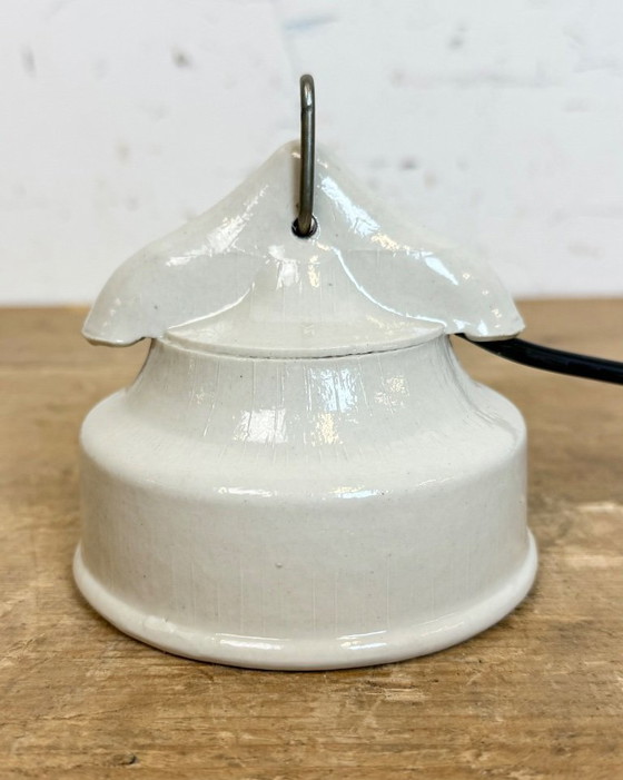 Suspension vintage en porcelaine blanche, années 1970 – Glass, Ceramic (photo 11 of 14)
