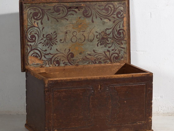 Malle ancienne en bois massif datée de 1836 #13 – Armoires de rangement, Rustic (photo 2 of 10)
