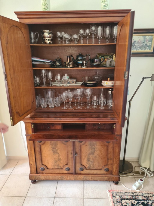 Antiguo armario del siglo XVII – wandkast, Wood (photo 2 of 5)