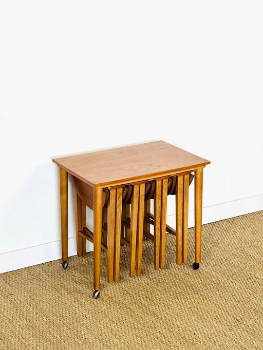 Set of 5 vintage Scandinavian nesting coffee tables in teak, 1960