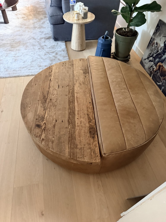Timothy Oulton Shabby-Couchtisch, rund – Leder & Altholz – 120 cm – Couchtische, Leather, Wood (photo 4 of 6)
