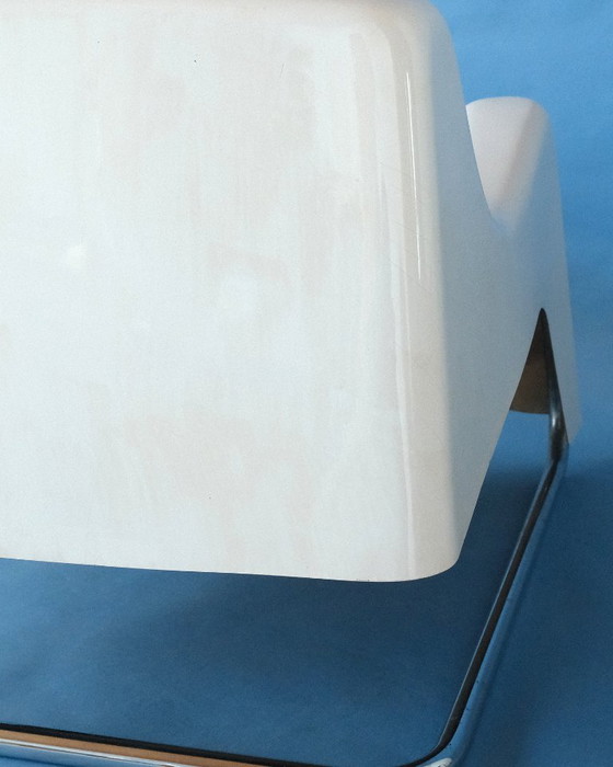 Image 1 of Space age glasvezel lounge stoel