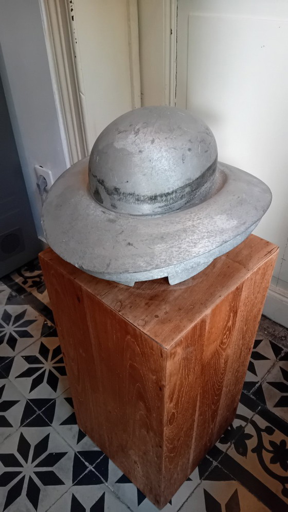 Image 1 of Aluminium hoedenmal voor een zomerhoed