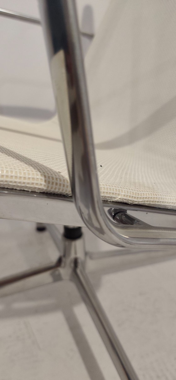 20 originale Vitra Charles Eames Sessel – Beistellstühle, Nylon (photo 4 of 6)