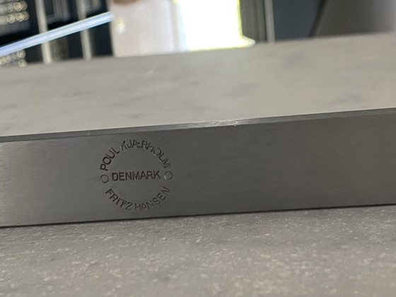 Image 1 of Fritz Hansen Paul Kjaerholm Esstisch runder Esstisch