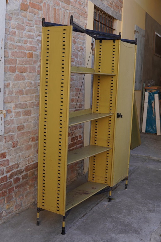 BBPR for Olivetti – “Spazio” Modular Bookcase, Italy, 1950s – boekenkasten, Iron (photo 2 of 5)