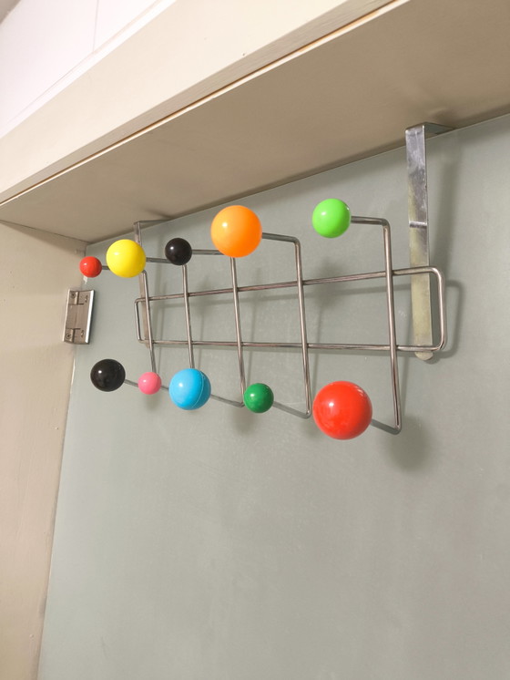 Vintage Meerkleurige Over-Deur Sputnik Kapstok – Space Age / Atomic Stijl – Kapstokken, Metal, Plastic (photo 5 of 5)