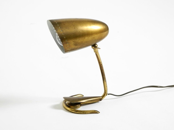 Image 1 of Lampe de table en laiton, rare et exceptionnelle, de style moderne du milieu du siècle.