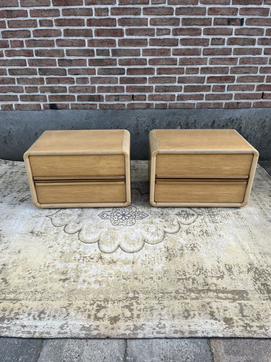 Ensemble vintage de commodes en chêne clair style Space Age années 1970 – Wood (photo 5 of 15)