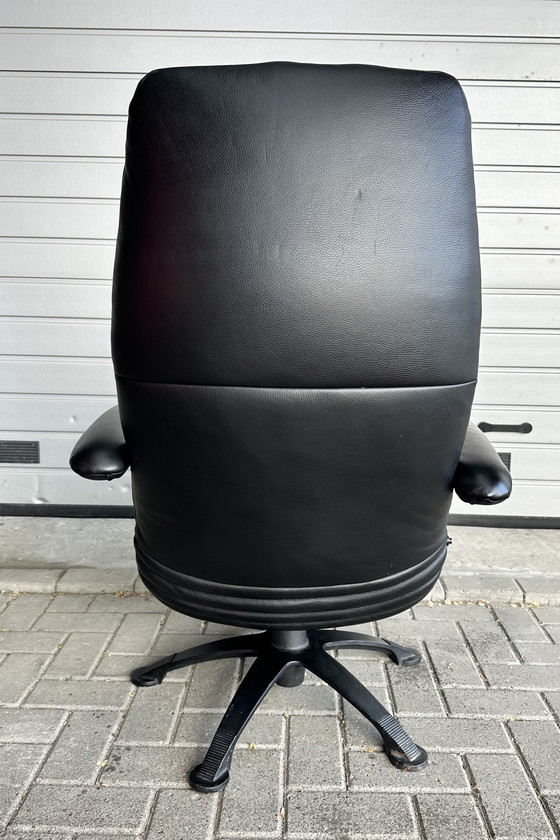 Image 1 of Jori Yoga design recliner