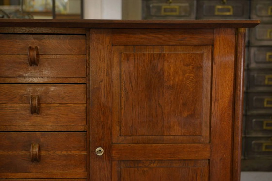 Buffet en chêne reconstruction par René Gabriel années 1940 – Armoires de rangement, Bois, Vintage (photo 9 of 12)