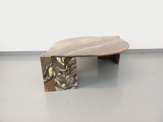 Image 1 of Vintage marmeren salontafel uit de jaren 70.