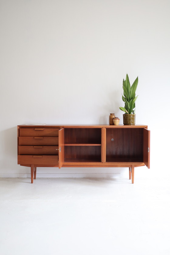 Image 1 of Midcentury teak dressoir jaren 50/60