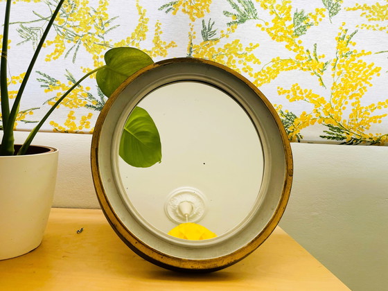 Image 1 of Miroir de table ovale vintage avec cadre en bois