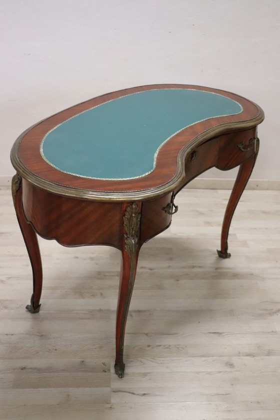 Image 1 of Elegant Louis XV Style Writing Desk, Italy 20th century