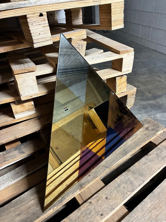 Triángulo de espejos transitorios Lex Pott y David Derksen, 2011 – Lex Pott & David Derksen, Glass (photo 6 of 7)